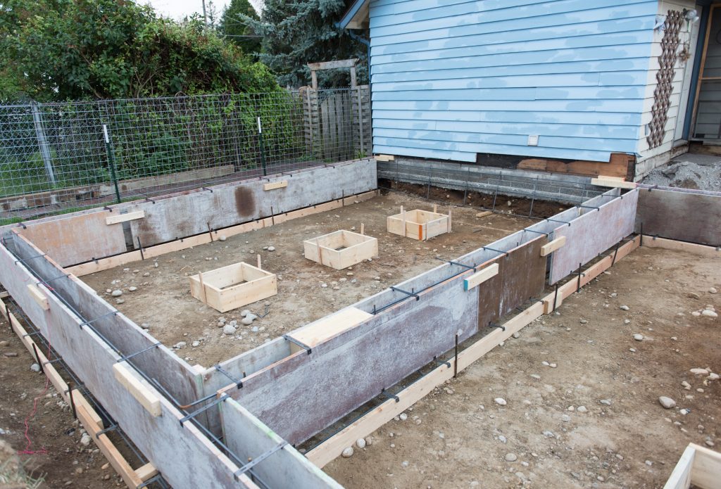 Summer Renovation Essentials: Cost-Effective Ready Mix Concrete Options for Homeowners